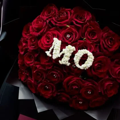 VIP Bouquet of Roses + Initials